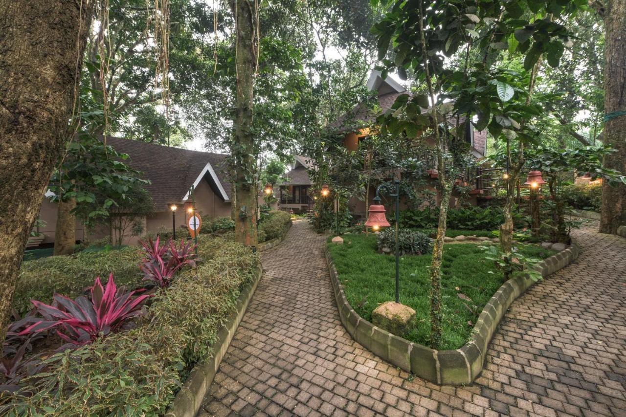 Club Mahindra Thekkady Hotel Luaran gambar
