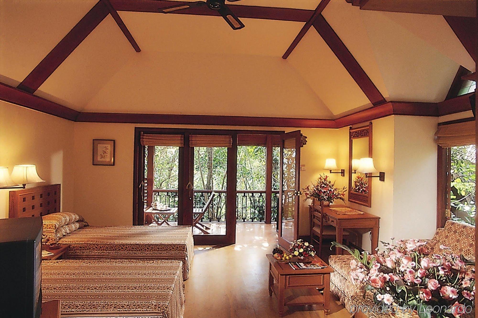 Club Mahindra Thekkady Hotel Luaran gambar